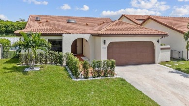 Beach Home For Sale in Boca Raton, Florida