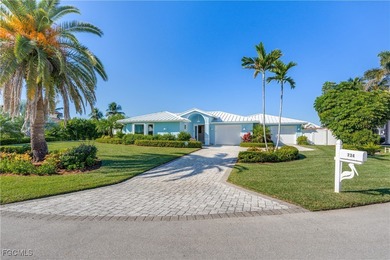 Beach Home For Sale in Sanibel, Florida