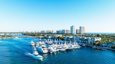 Beach Condo For Sale in Palm Beach Shores, Florida