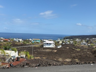 Beach Lot For Sale in Captain Cook, Hawaii