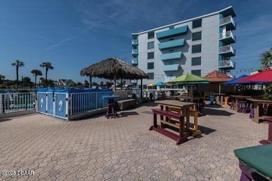Beach Condo For Sale in Daytona Beach, Florida