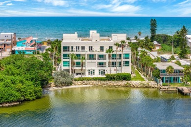 Beach Condo For Sale in Cocoa Beach, Florida