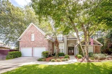 Beach Home For Sale in Ocean Springs, Mississippi