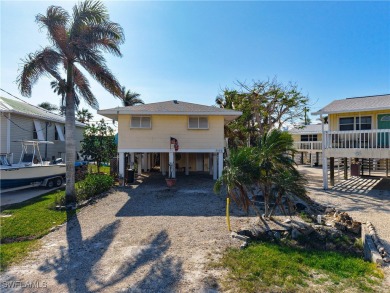 Beach Townhome/Townhouse For Sale in Fort Myers Beach, Florida