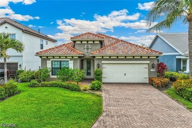 Beach Home For Sale in Fort Myers, Florida
