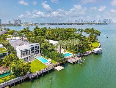 Beach Home For Sale in Miami Beach, Florida