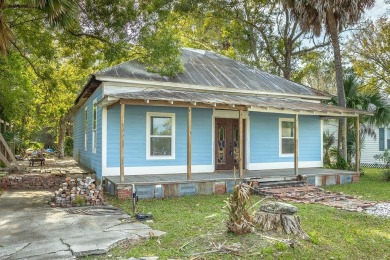 Beach Home For Sale in Apalachicola, Florida