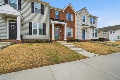Beach Townhome/Townhouse For Sale in Portsmouth, Virginia
