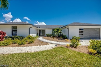 Beach Home For Sale in Sanibel, Florida