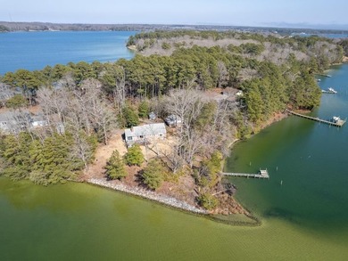 Beach Home For Sale in Heathsville, Virginia