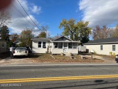 Beach Home For Sale in Beachwood, New Jersey