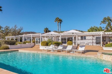 Beach Home For Sale in Malibu, California