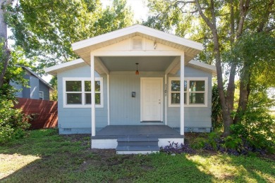 Beach Home For Sale in St. Petersburg, Florida