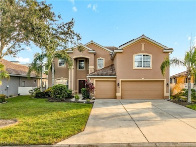 Beach Home For Sale in Fort Myers, Florida
