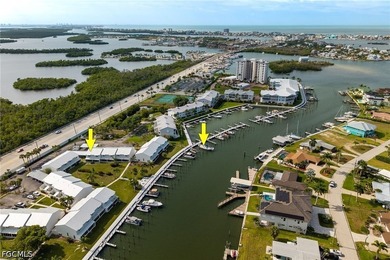 Beach Townhome/Townhouse For Sale in Fort Myers Beach, Florida