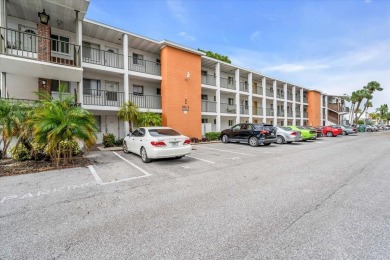 Beach Condo For Sale in Bradenton, Florida