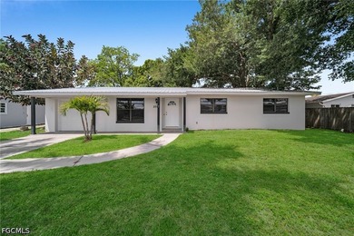 Beach Home For Sale in Fort Myers, Florida