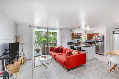 Beach Condo For Sale in Miami, Florida