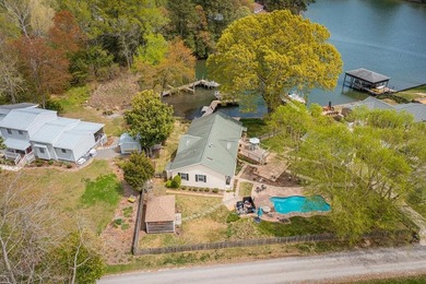 Beach Home For Sale in Reedville, Virginia