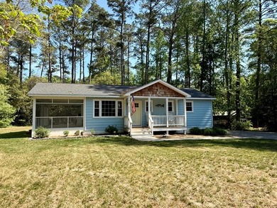 Beach Home For Sale in Hartfield, Virginia