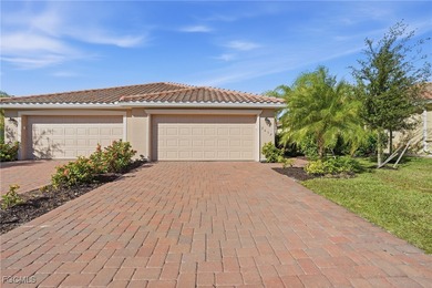 Beach Home For Sale in Naples, Florida