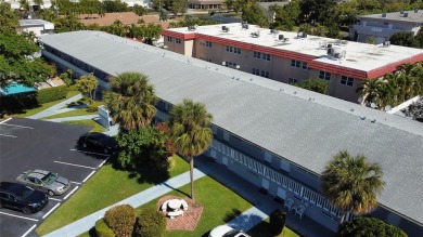 Beach Condo For Sale in Pompano Beach, Florida