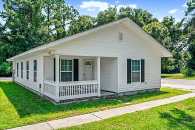 Beach Home For Sale in Charleston, South Carolina