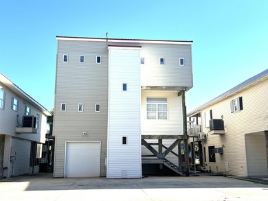 Beach Home For Sale in Theriot, Louisiana