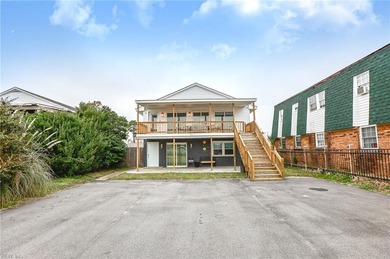 Beach Townhome/Townhouse For Sale in Norfolk, Virginia
