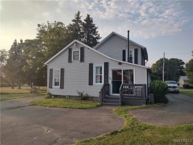 Beach Home For Sale in Portland, New York