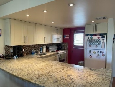 Beach Condo For Sale in Pompano Beach, Florida