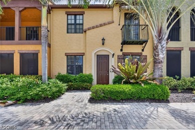 Beach Townhome/Townhouse For Sale in Fort Myers, Florida