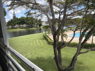 Beach Condo For Sale in Boca Raton, Florida