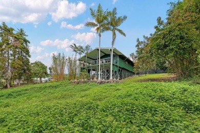 Beach Home For Sale in Captain Cook, Hawaii