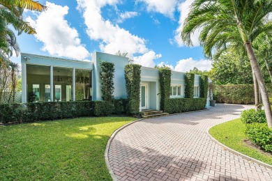 Beach Home For Sale in Palm Beach, Florida