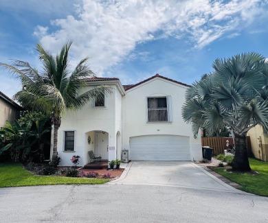 Beach Home For Sale in Wellington, Florida