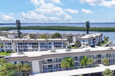 Beach Condo Sale Pending in Longboat Key, Florida