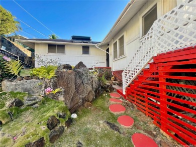 Beach Home For Sale in Honolulu, Hawaii