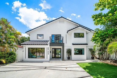 Beach Home For Sale in Fort Lauderdale, Florida