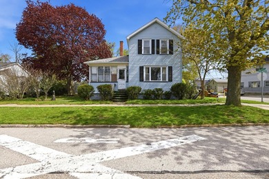 Beach Home For Sale in Grand Haven, Michigan