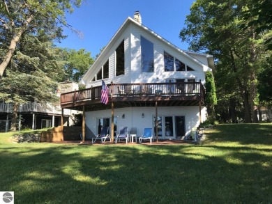 Beach Home For Sale in Oscoda, Michigan