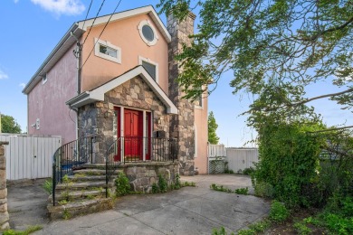 Beach Home For Sale in Bronx, New York