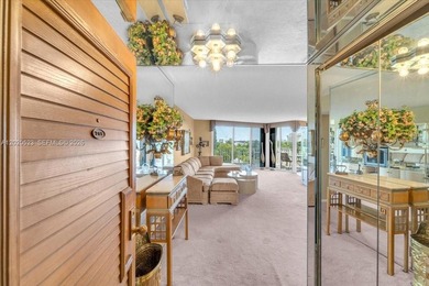 Beach Condo For Sale in Miami, Florida