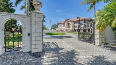 Beach Home For Sale in Sarasota, Florida