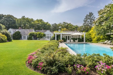 Beach Home For Sale in East Hampton, New York