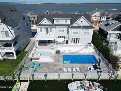 Beach Home For Sale in Mantoloking, New Jersey