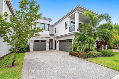 Beach Home For Sale in Boca Raton, Florida