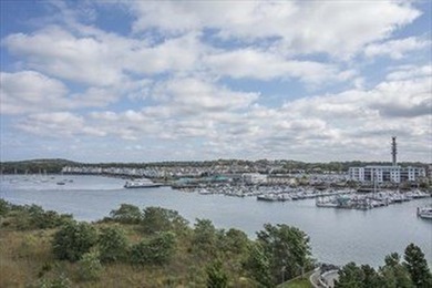 Beach Condo For Sale in Weymouth, Massachusetts