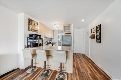 Beach Condo For Sale in Honolulu, Hawaii