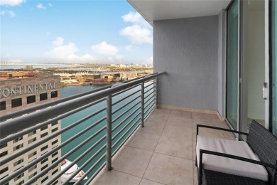 Beach Condo For Sale in Miami, Florida